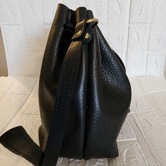 Portland Leather Bucket Bag Size Large - Picture 2 of 7